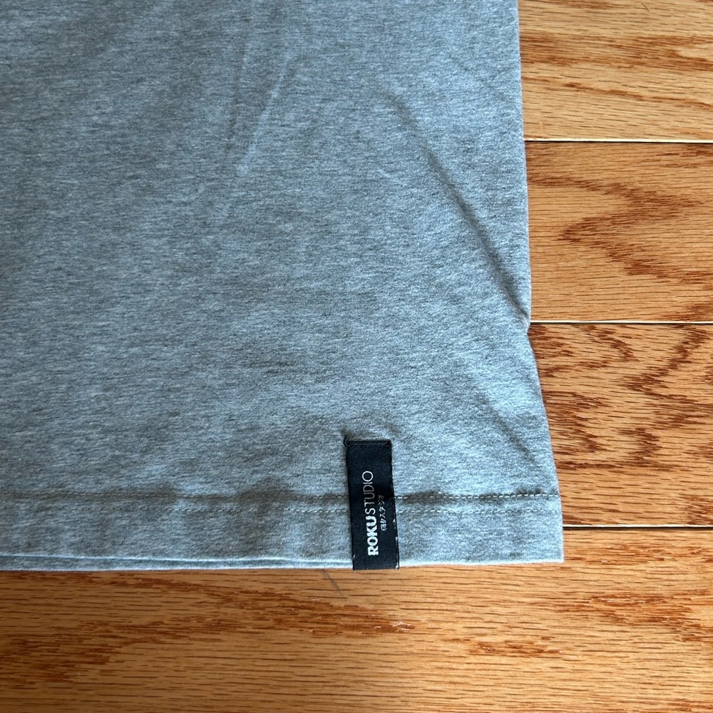 Graphic Gray T-Shirt - Picture 5 of 5